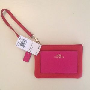 Coach wristlet NWT